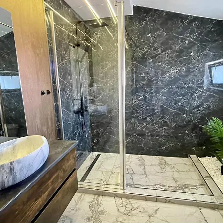 Zen 4* Focşani